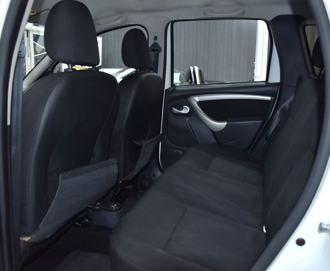 Renault Duster EXCELLENT DEAL for our Renault Duster ( 2015 Model ) in White Color GCC Specs