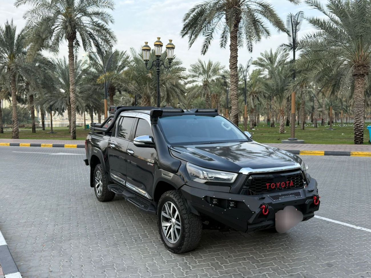 Toyota Hilux Toyota Hilux 2019Model Modified Adventure 2.8 Diesel engine 4x4 colour Black push start Transmission