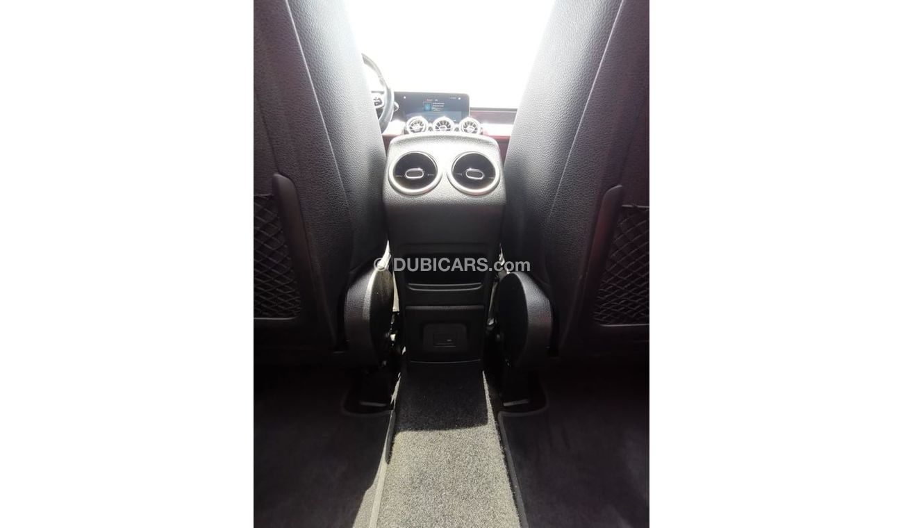 مرسيدس بنز GLB 250 4MATIC