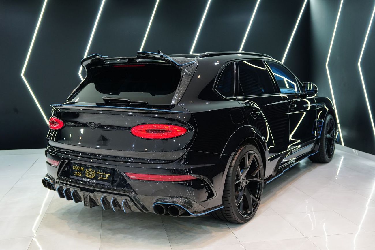 Bentley Bentayga V8 Mansory, Full Forged Carbon, Rear Entertainment, Panoramic Roof w/ Starlight!!