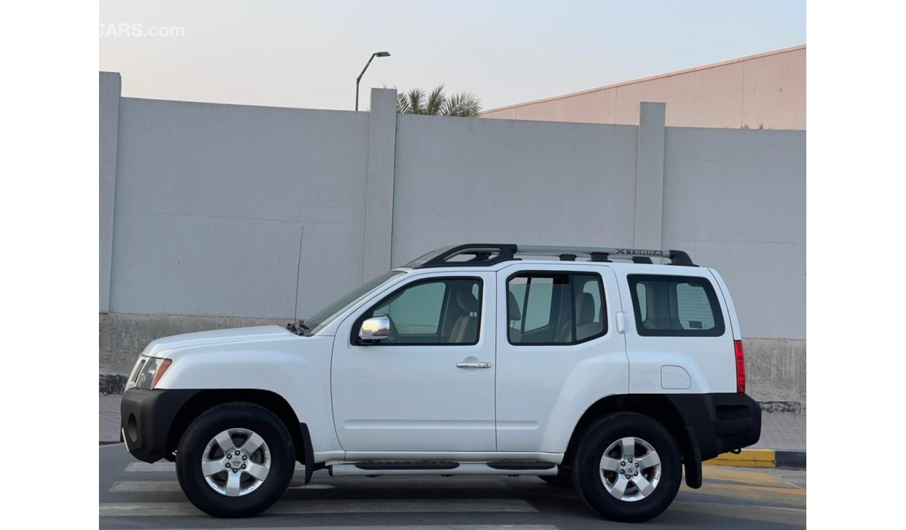 Nissan X-Terra Nissan Xterra 2012 GCC paint, agency, agency checks, agency book, and three keys, very clean