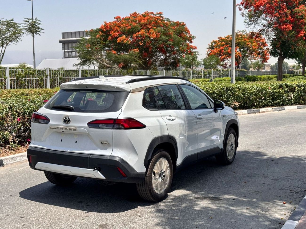 Toyota Corolla Cross 1.8L GLI (HEV)