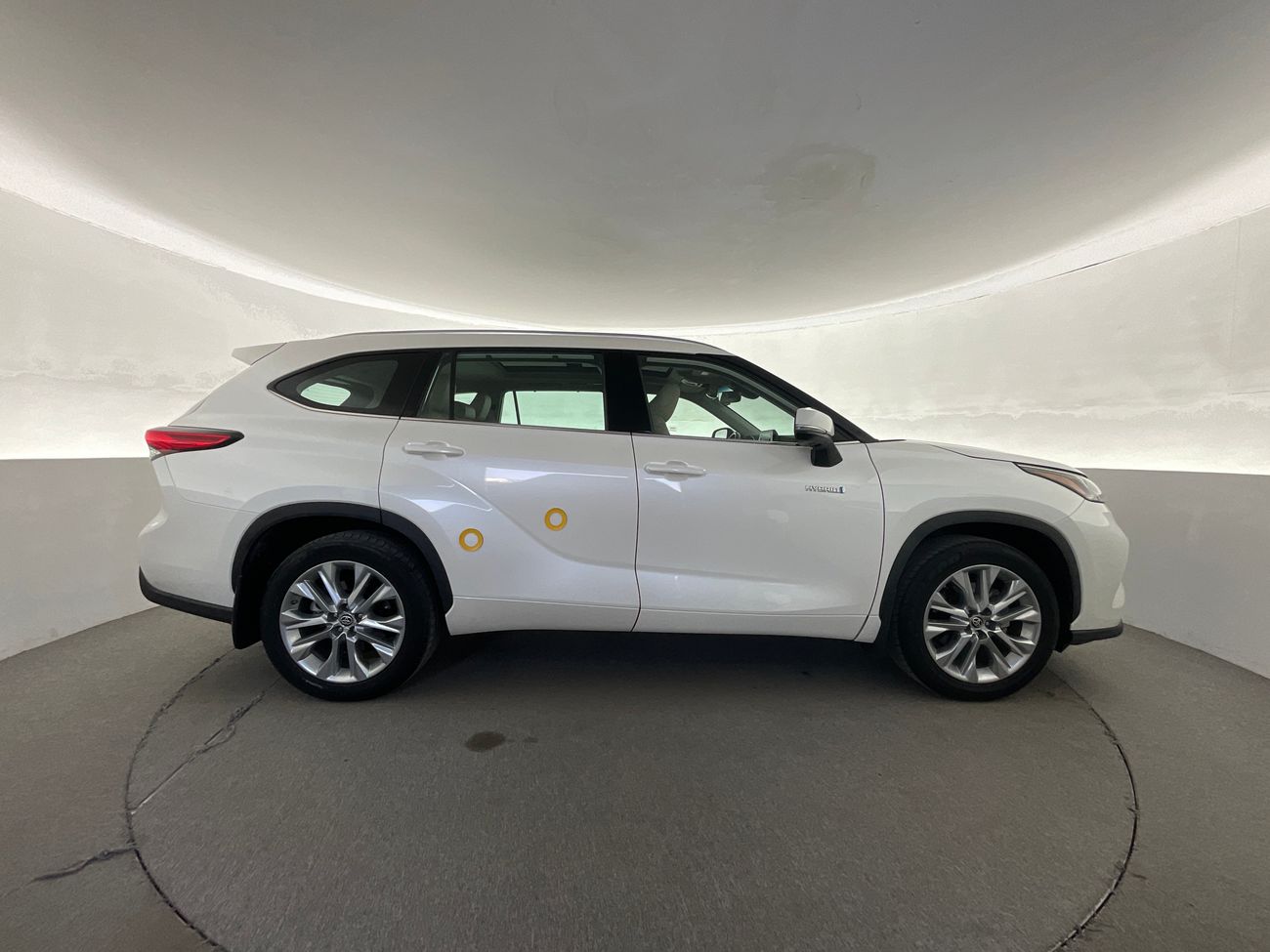 تويوتا هايلاندر VXR | شامل الضمان | 0 ﺪﻔﻋﺓ ﺃﻮﻟﻯ