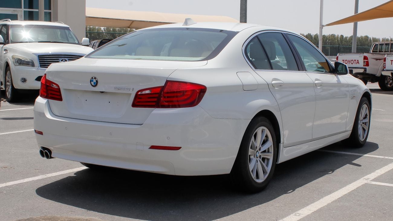 بي أم دبليو 523i bmw 523 i  Gcc specs, free accident full option