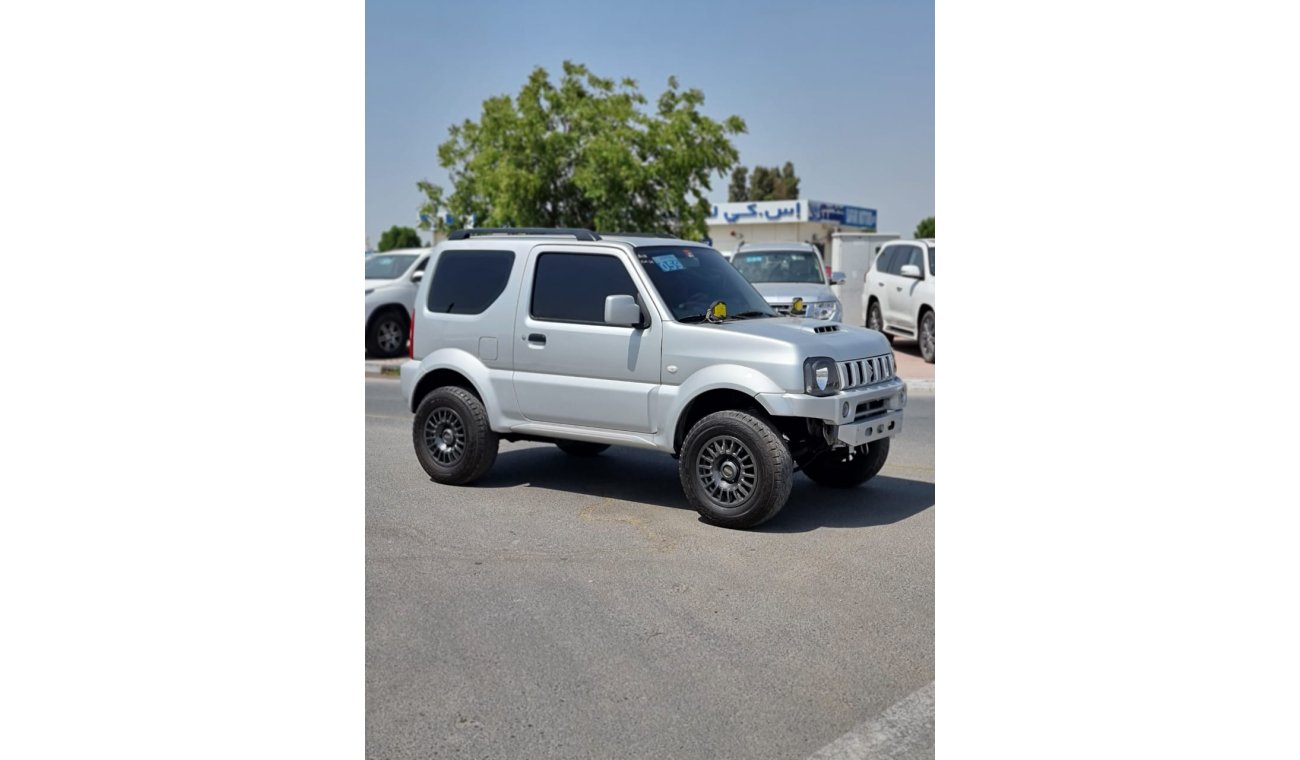 سوزوكي جيمني 1.3L Petrol, Alloy Rims, 4WD (CUSTOMISED CAR)  LOT # 8871