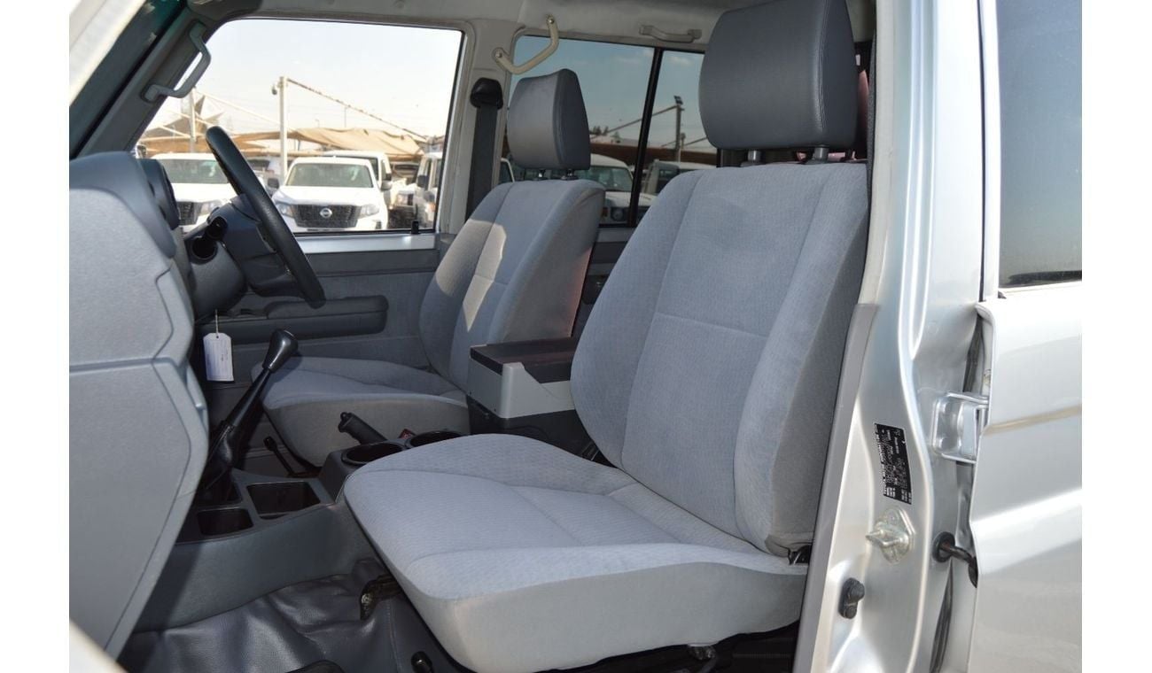 Toyota Land Cruiser Pick Up Double cabin