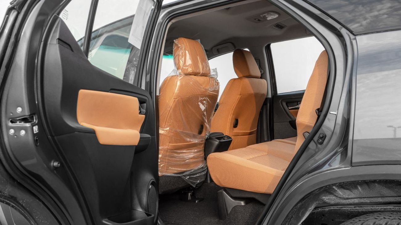 تويوتا فورتونر EXR 2026 Totota Fortuner GX 2.7L AT Petrol (Gray-Tan) RWD
