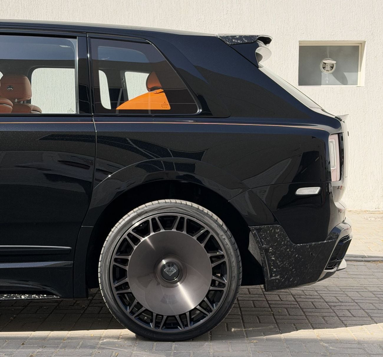 رولز رويس كولينان | NEGOTIABLE PRICE | NEW | 2024 | V12 | 563 HP | 3-YEAR WARRANTY AND SERVICE