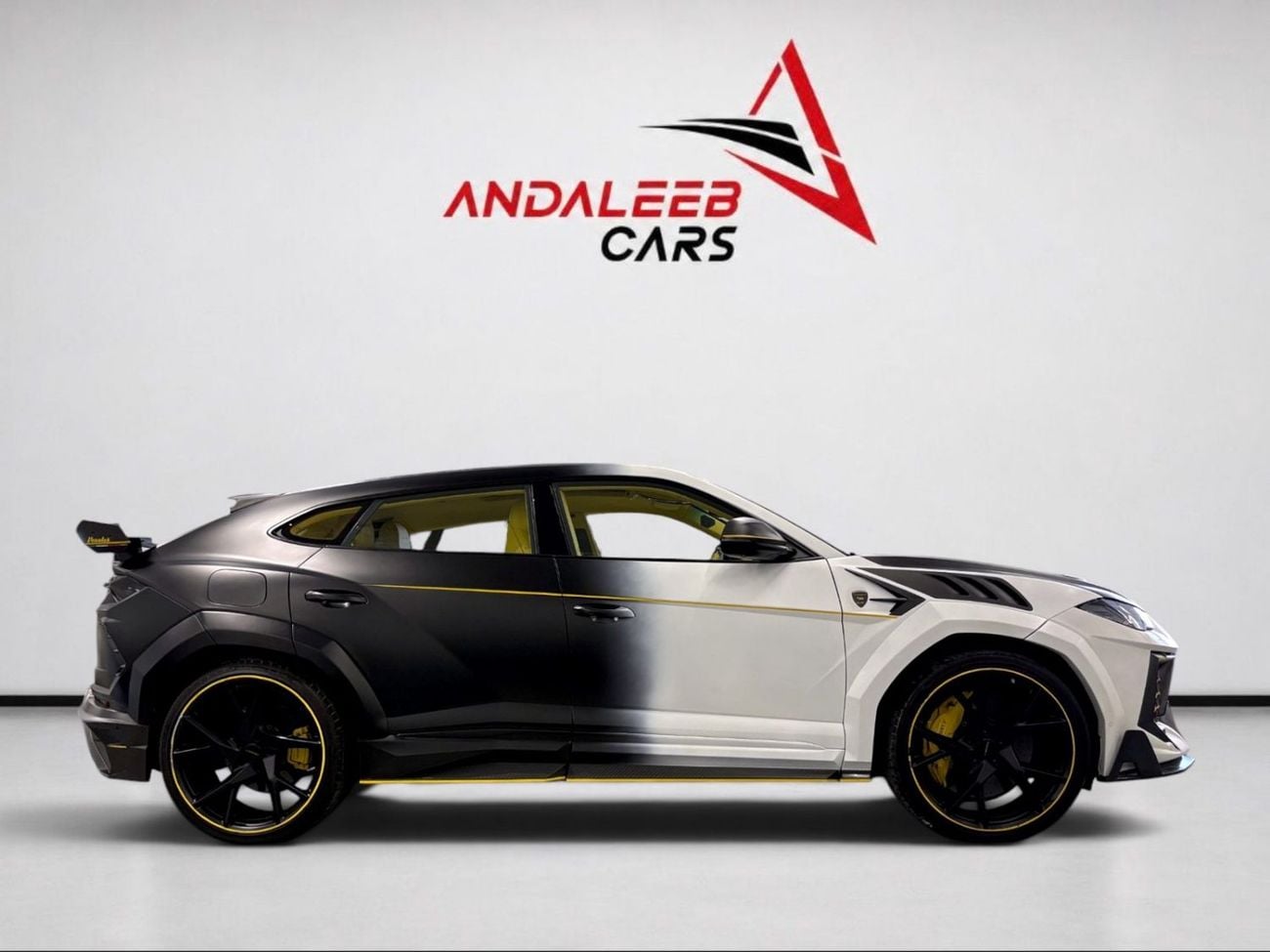 لامبورغيني اوروس STD AED 13,330 P.M | 0% DOWN PAYMENT | LAMBORGHINI URUS (VENATUS EVO S P900 KIT) | 4.0L TWIN-TURBO V