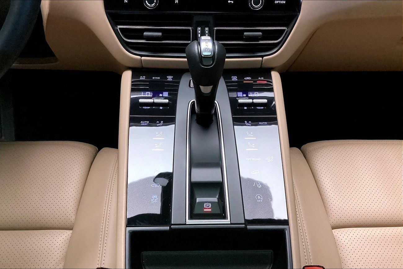 Porsche Macan S | Carnival Sale • UP TO AED 20,000 OFF | Guaranteed Warranty | 0 Down Payment