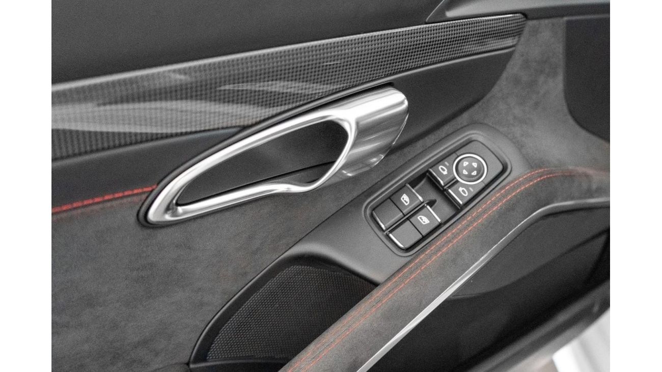 Porsche 911 Carrera GTS