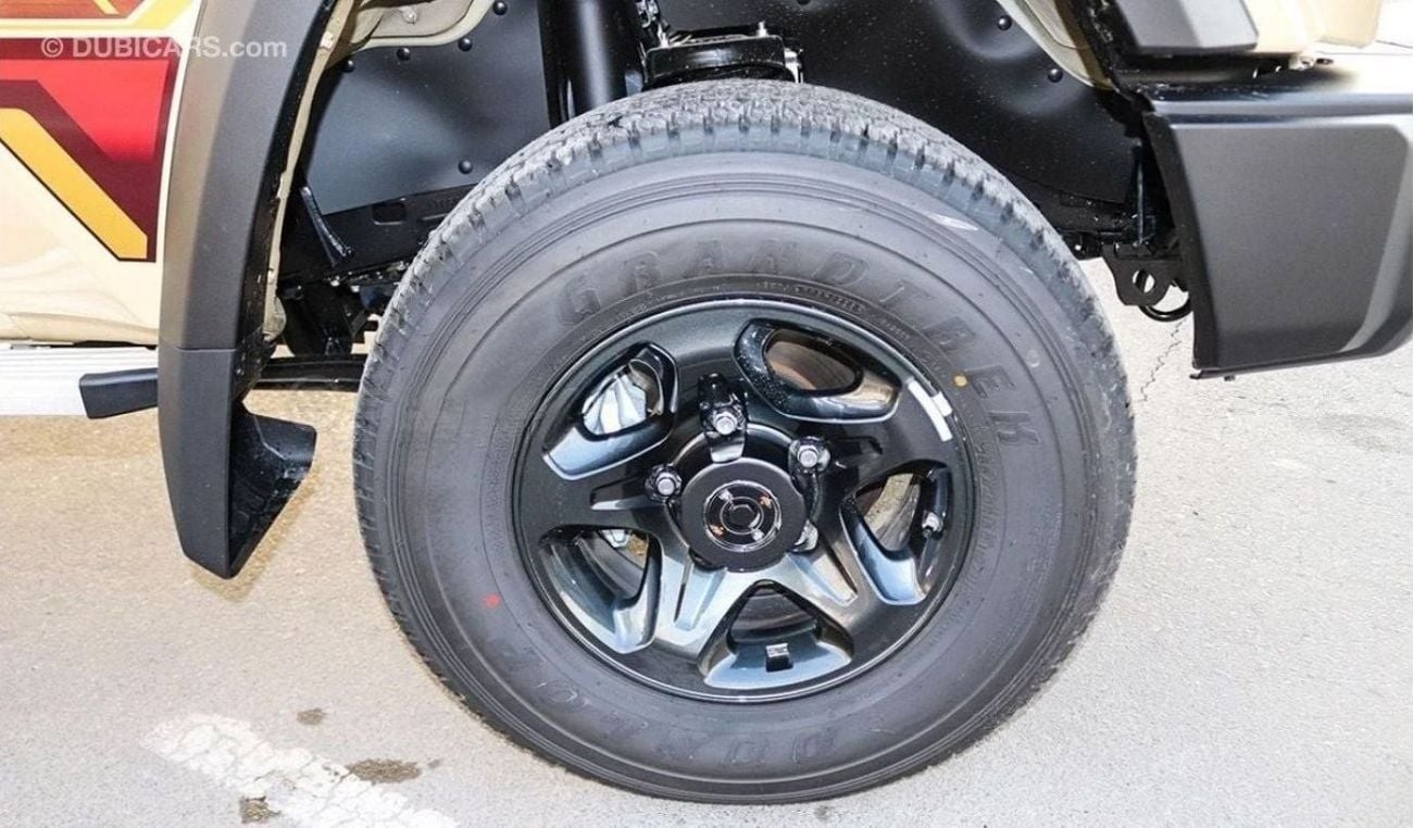 Toyota Land Cruiser Pick Up Toyota Land Cruiser Pick Up LC79 DC, 2.8L Turbo Diesel 4WD AT