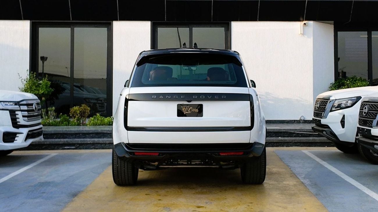 لاند روفر رينج روفر Autobiography P530 | Pearl White | Black Roof | Burgundy Interior | Shadow Exterior Package | GCC Sp