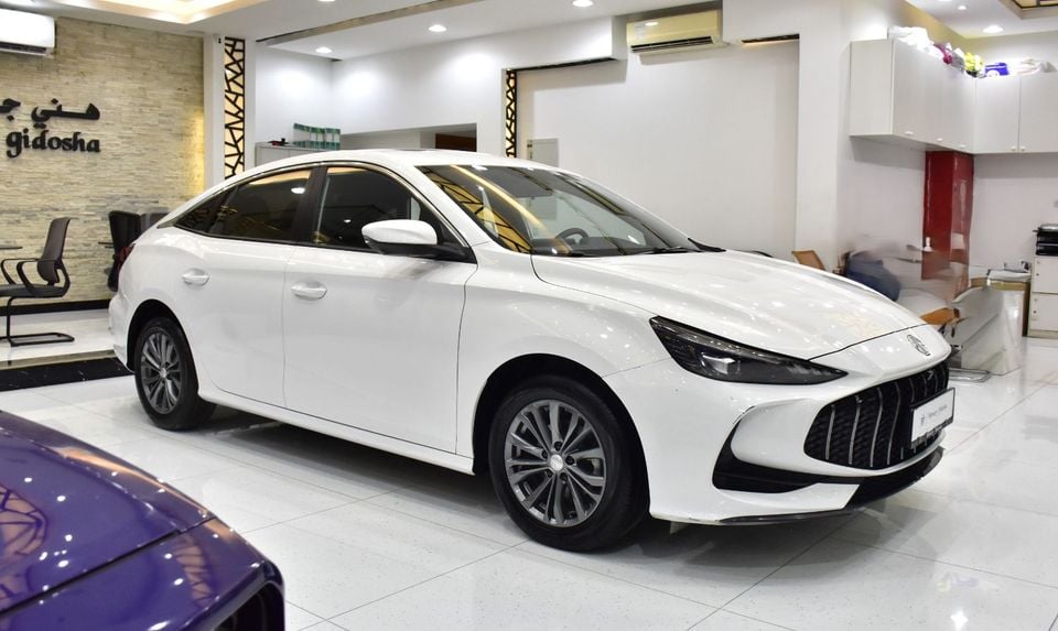 MG 5 LUX