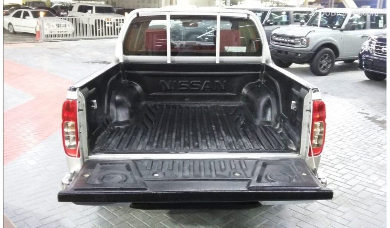 Nissan Navara Nussan navara  se diesel