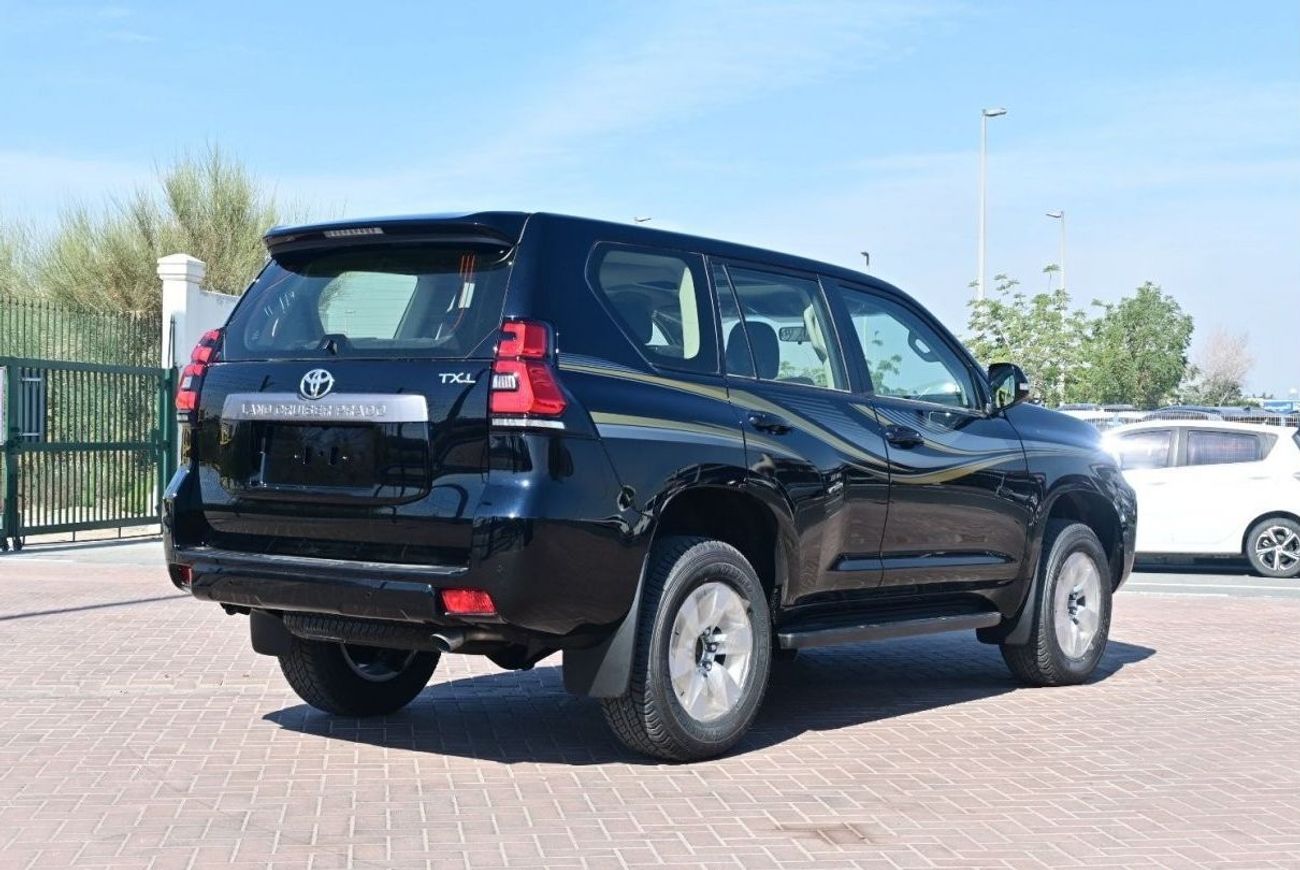 تويوتا برادو PRADO 2.7L PETROL 2023