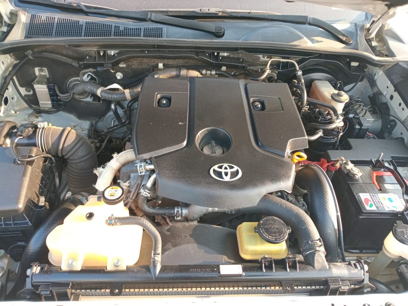 تويوتا فورتونر 2.4L 4WD DIESEL AUTOMATIC TRANSMISSION