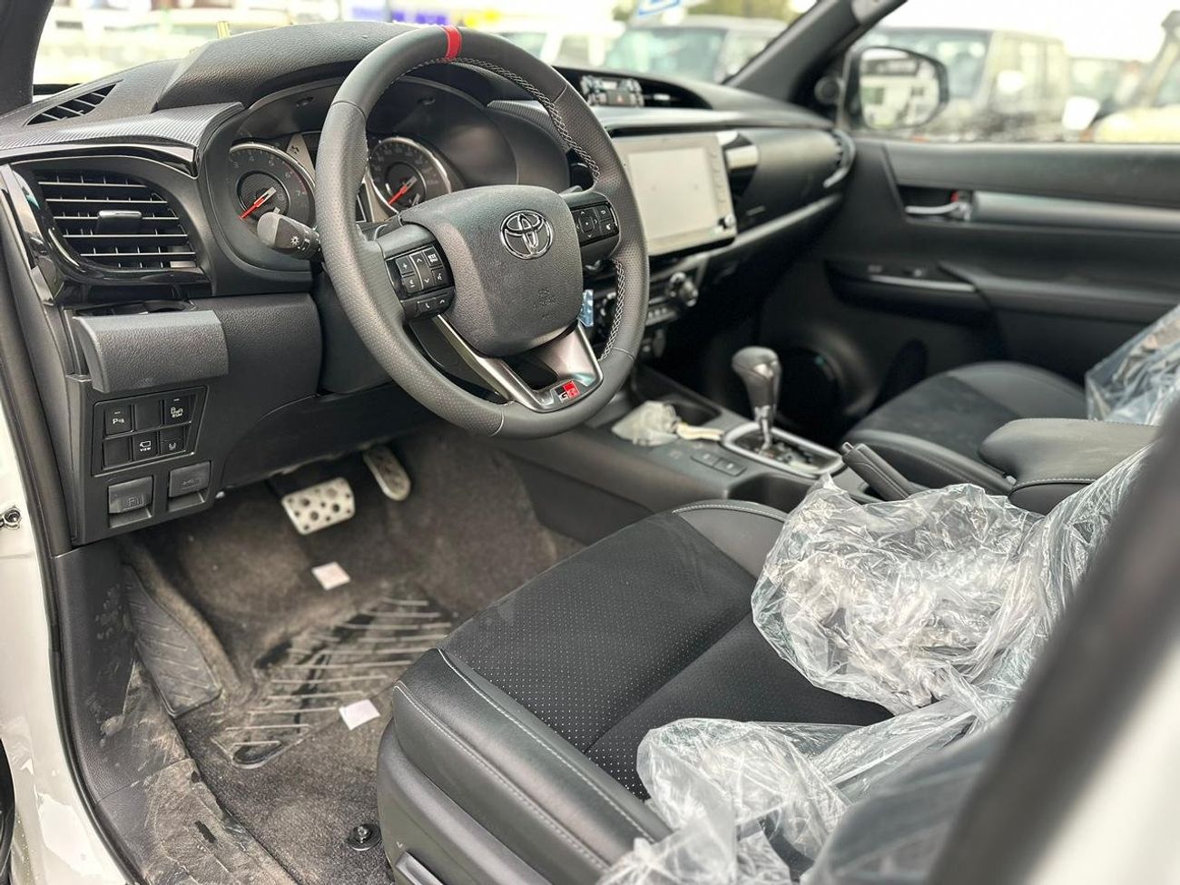 Toyota Hilux Toyota Hilux Gr Sport 4,0L Model 2026 Spec Saudi