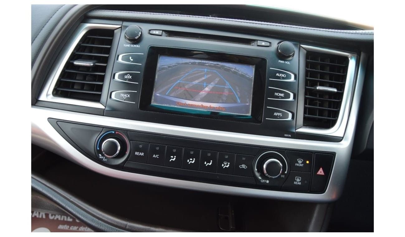 Toyota Kluger LE Perfect inside and out