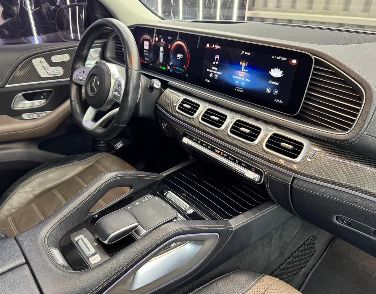Mercedes Benz GLS580 STD 2020 Mercedes-Benz GLS 580 4MATIC GCC