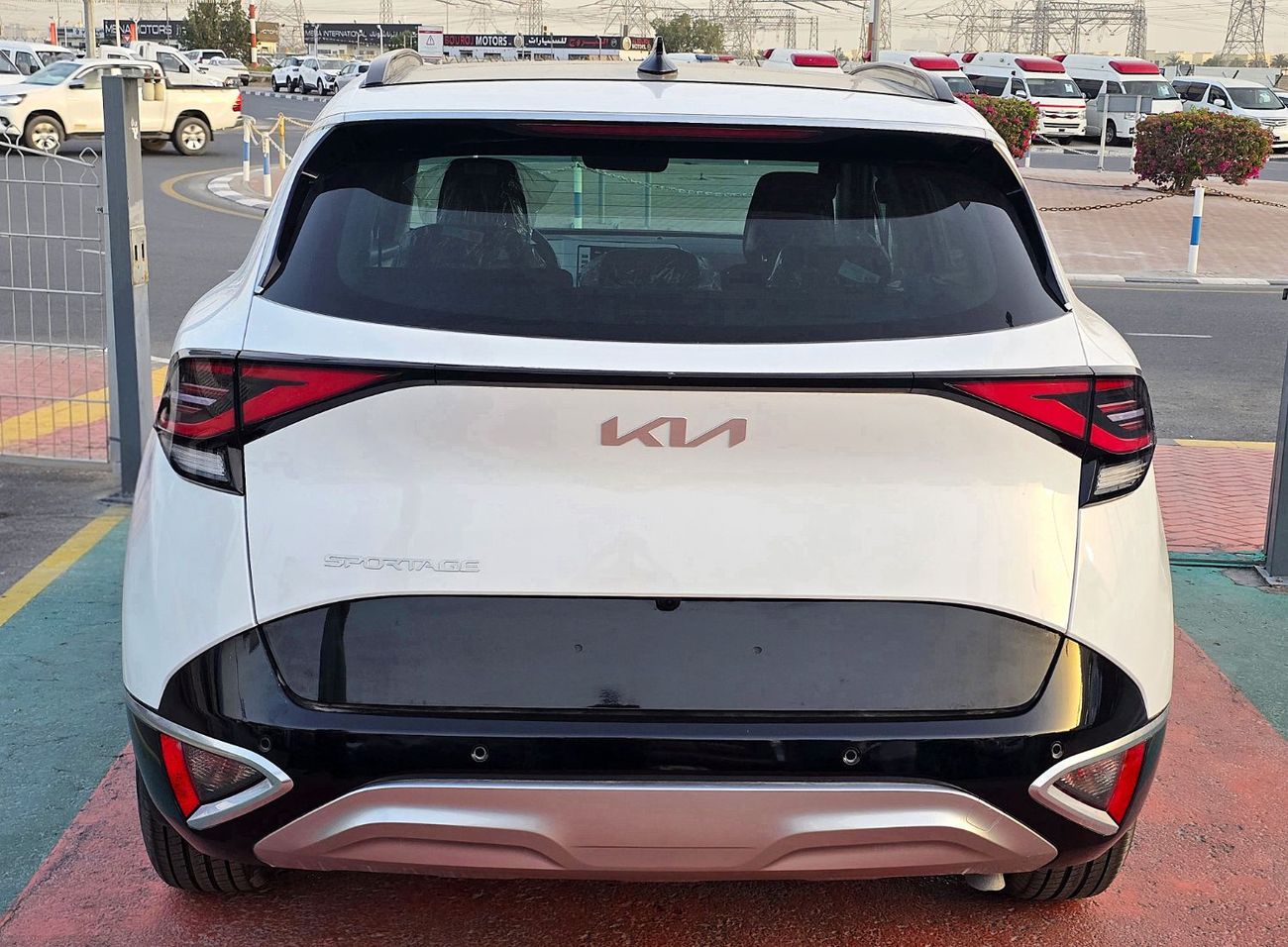 Kia Sportage KIA SPORTAGE EX 1.6L Turbo A/T SUV White pearl 2025 model