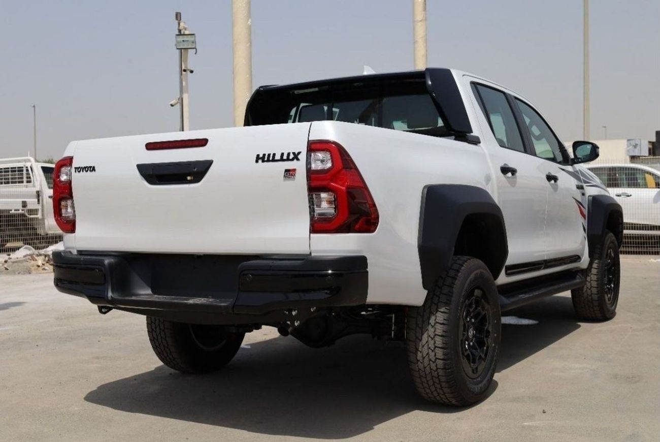 Toyota Hilux TOYOTA_HILUX_GR_2024_4.0L_GASOLINE_WHITE_COLOR