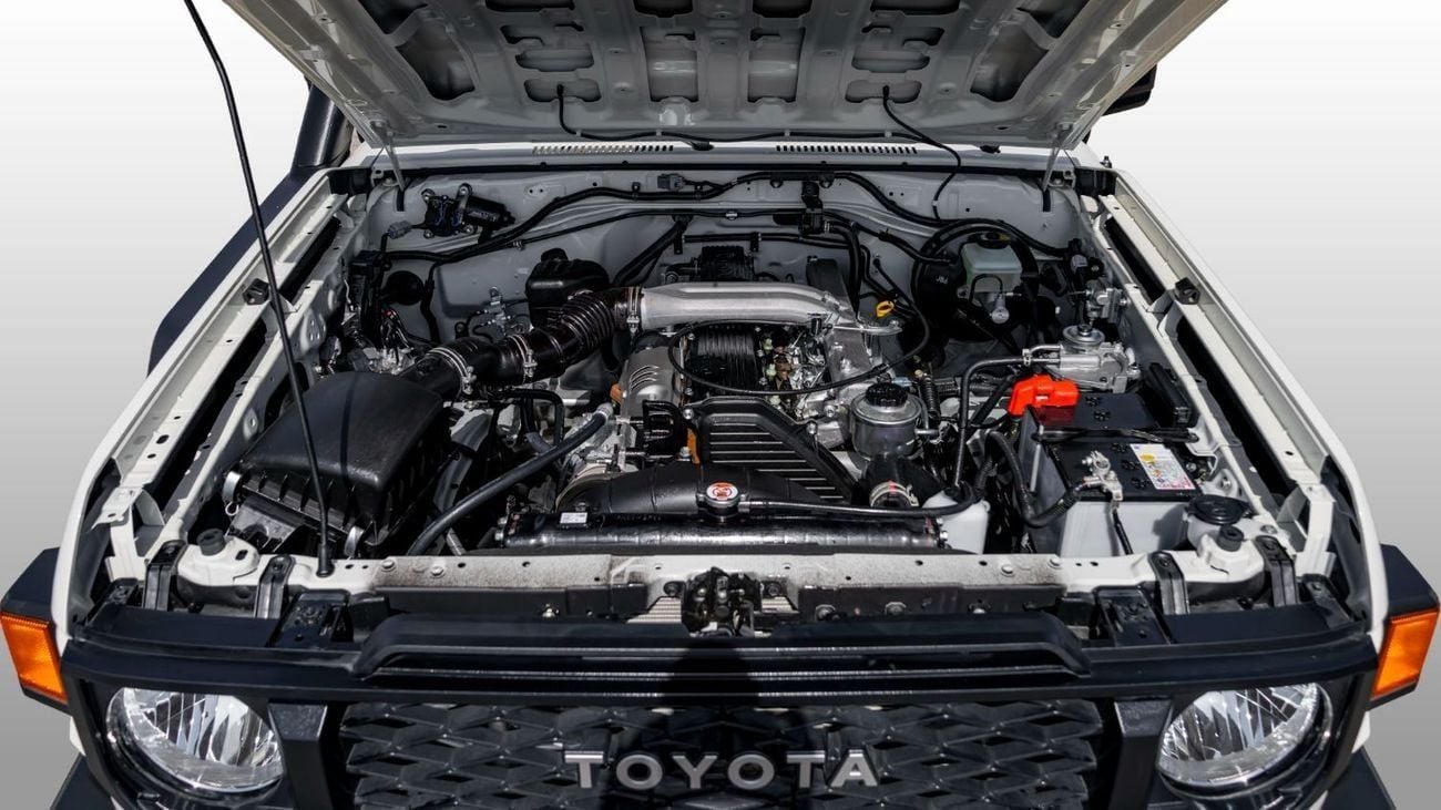 Toyota Land Cruiser 70 