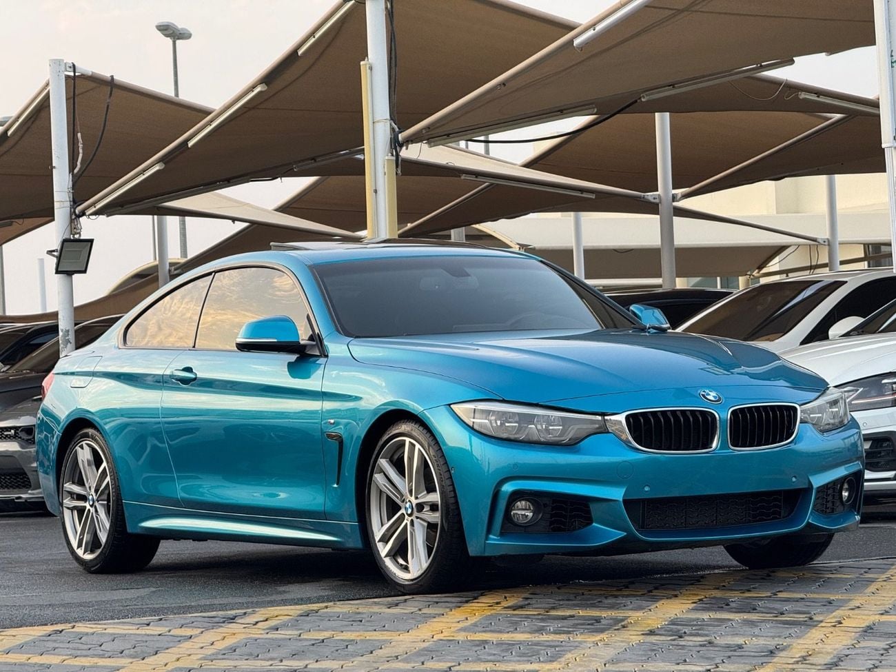 بي أم دبليو 420i Executive 2.0L