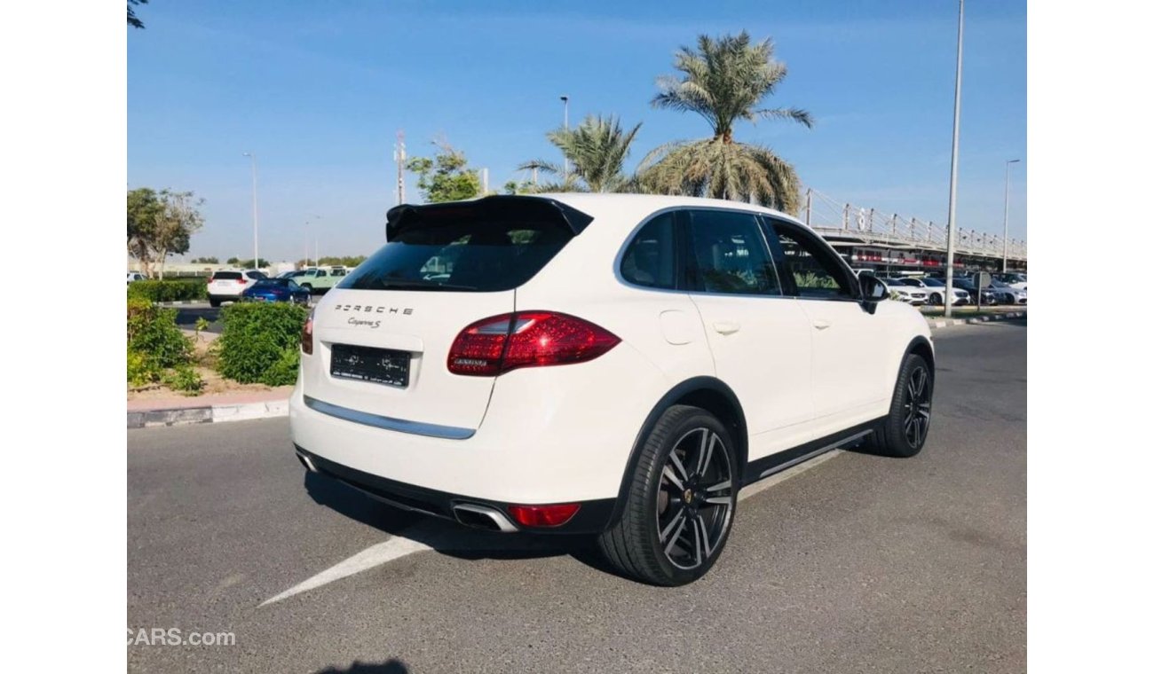 بورش كايان CAYENNE 2011 GCC IN A VERY GOOD CONDITION