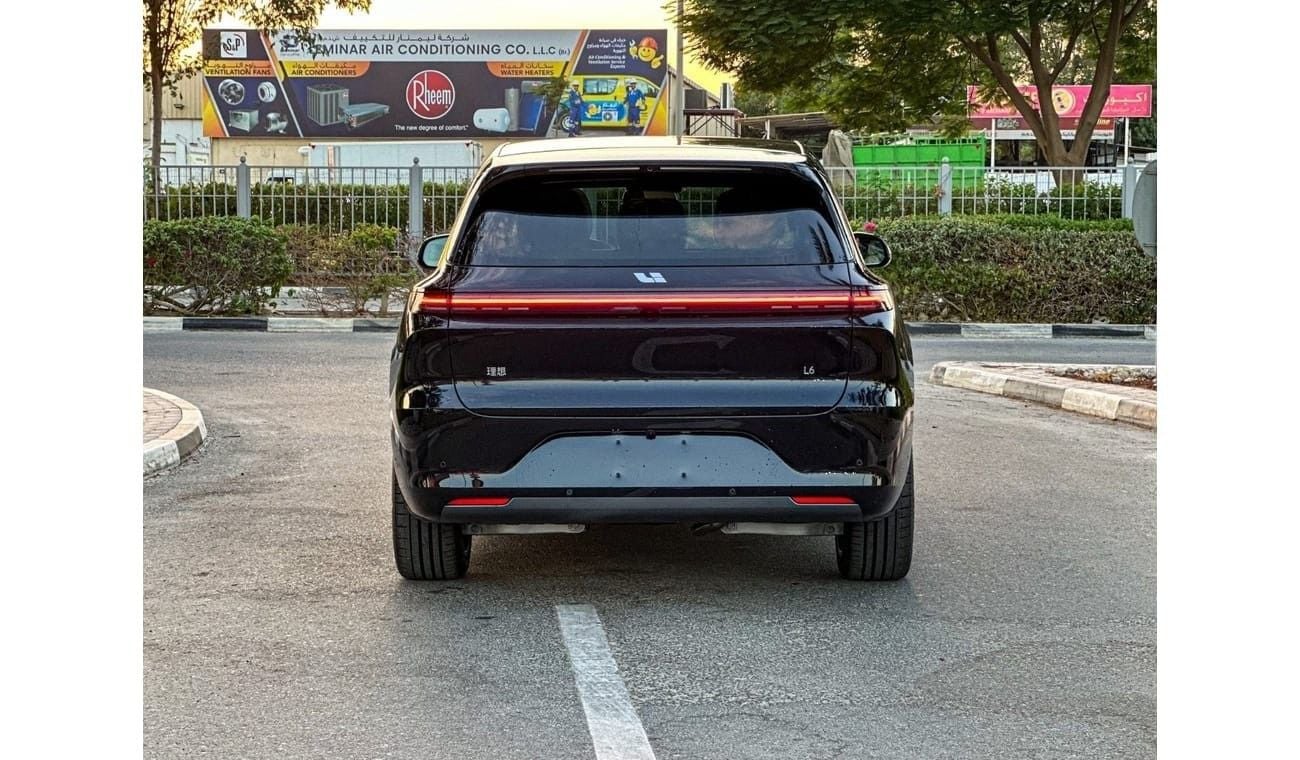 Li Auto L6 2024 New Li Auto L6 MAX 4WD / 1.5L Turbo / Hybrid (Plug-In) / WLTC (1,390 Km) / WARRANTY