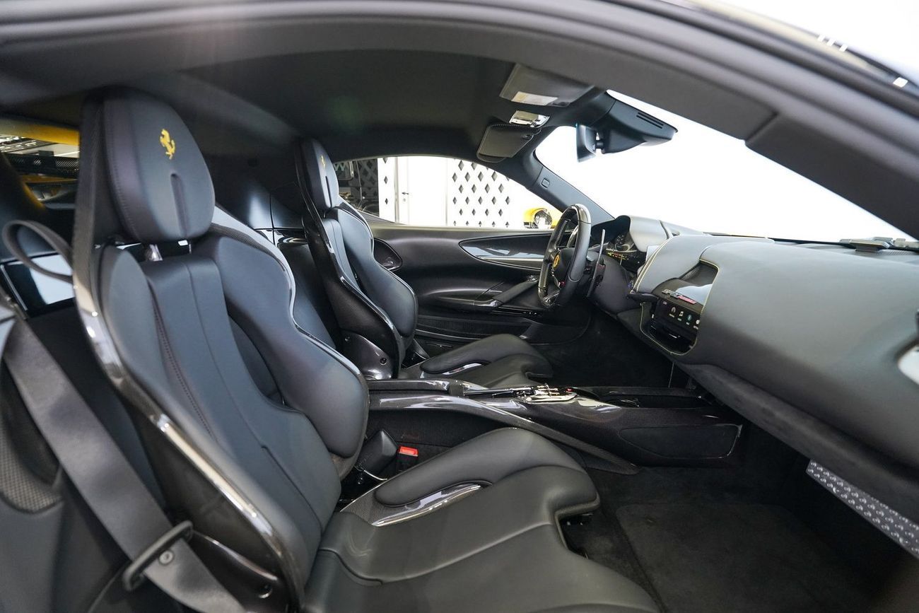 Ferrari SF90 Stradale ASSETTO FIORANO