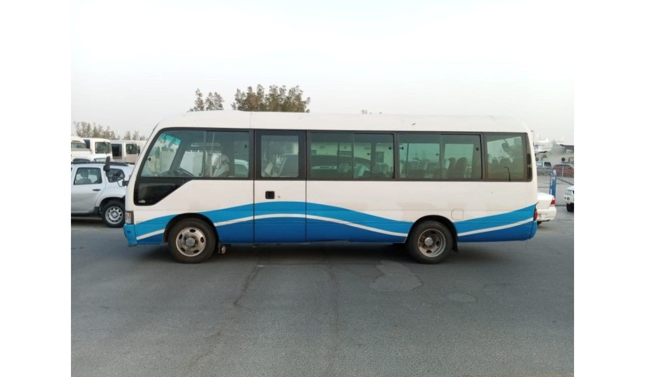 تويوتا كوستر TOYOTA CVOASTER BUS RIGHT HAND DRIVE (PM 850)