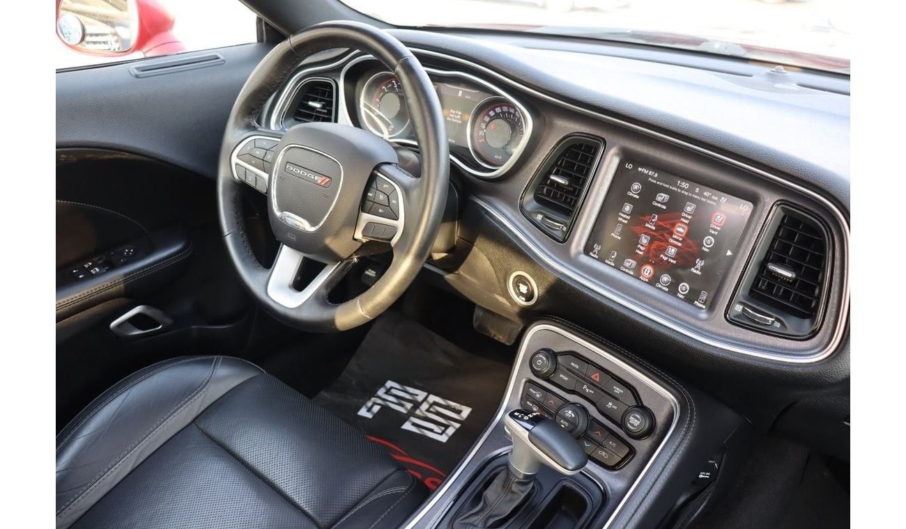 Dodge Challenger GT 3.6L Dodge Challenger GT / 2017 / V6 / CANADIAN