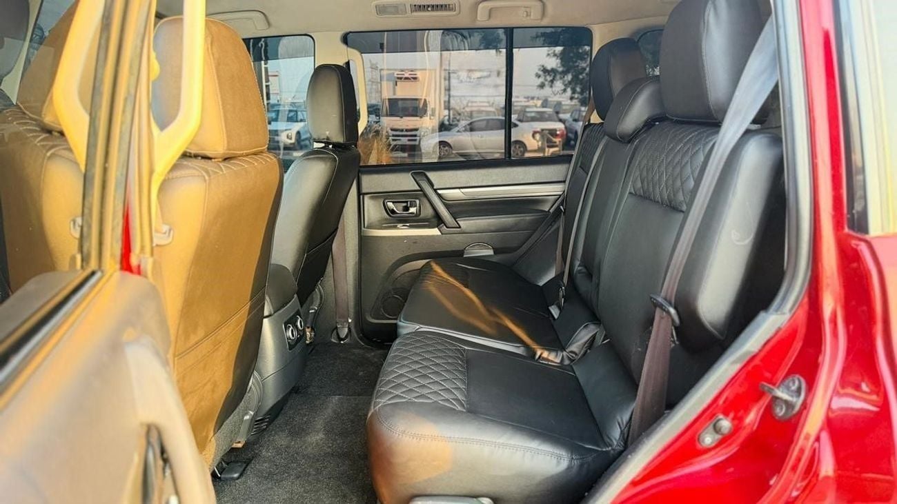 Mitsubishi Pajero 2017 | RHD | 3.2L DIESEL ENGINE | AUTOMATIC TRANSMISSION | RHINO ROOF RACK | 4WD