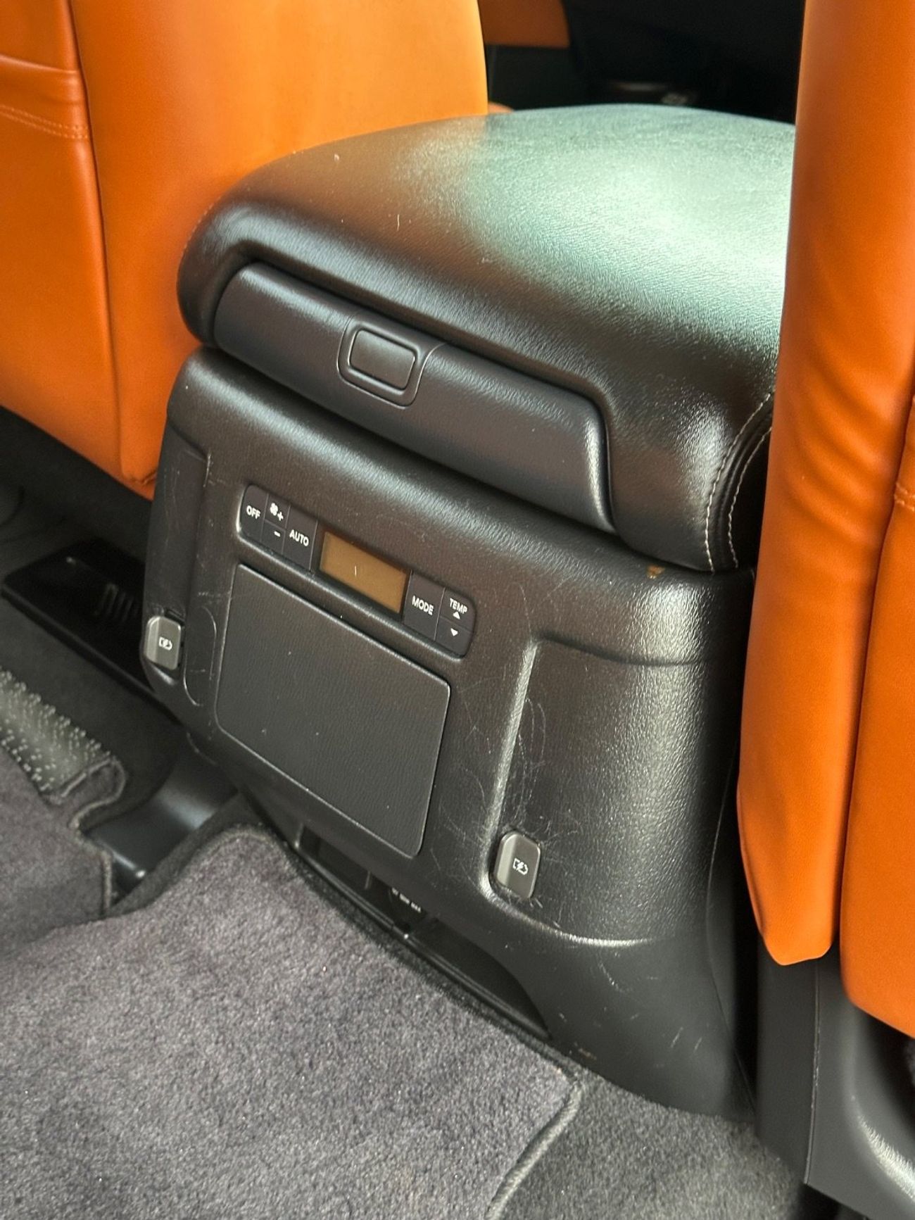 نيسان أرمادا Nissan Armada SV