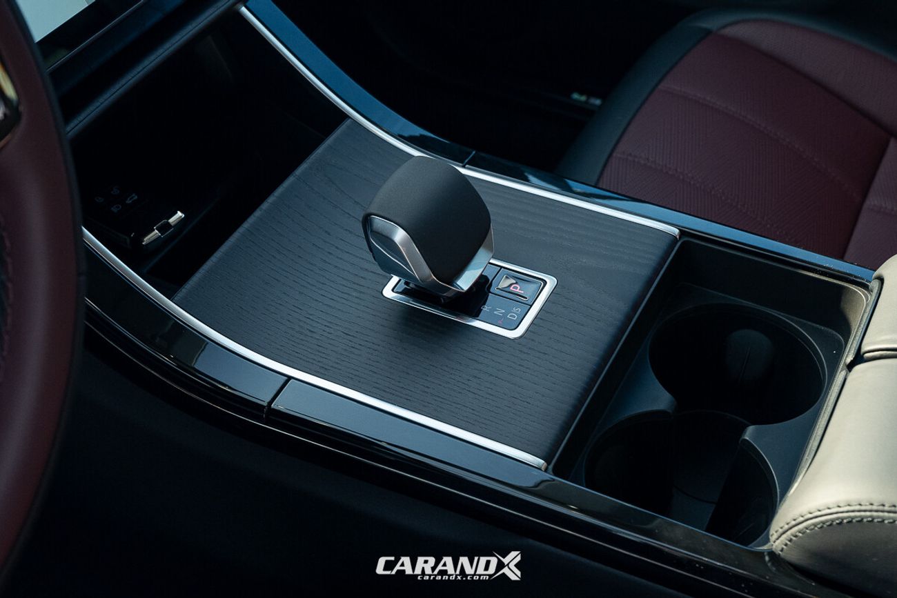 لاند روفر رانج روفر إيفوك Range Rover Evoque L249PS Luxury Edition 2.0L 2024