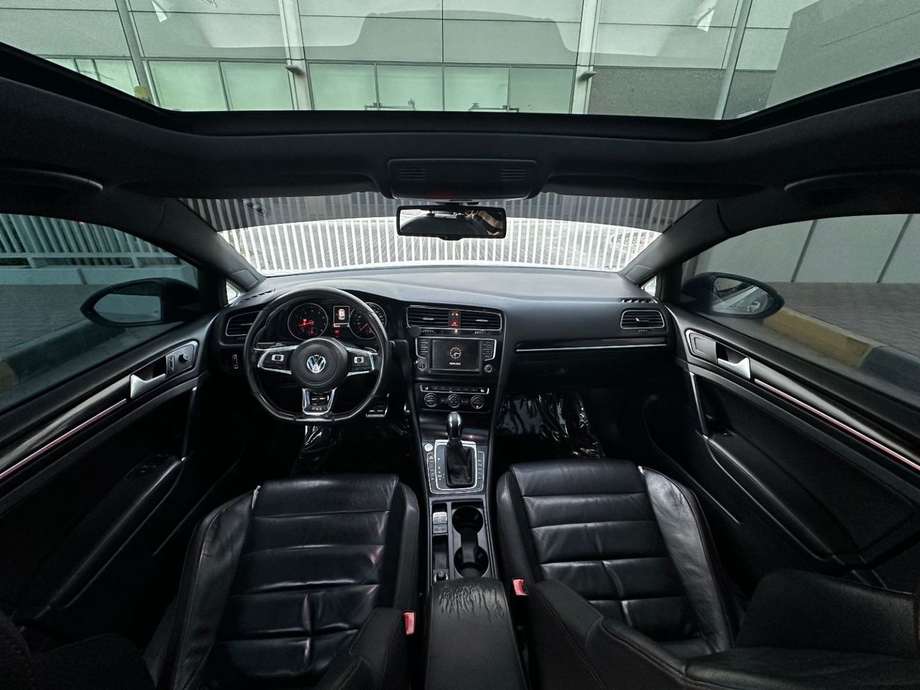 Volkswagen Golf GTI GCC