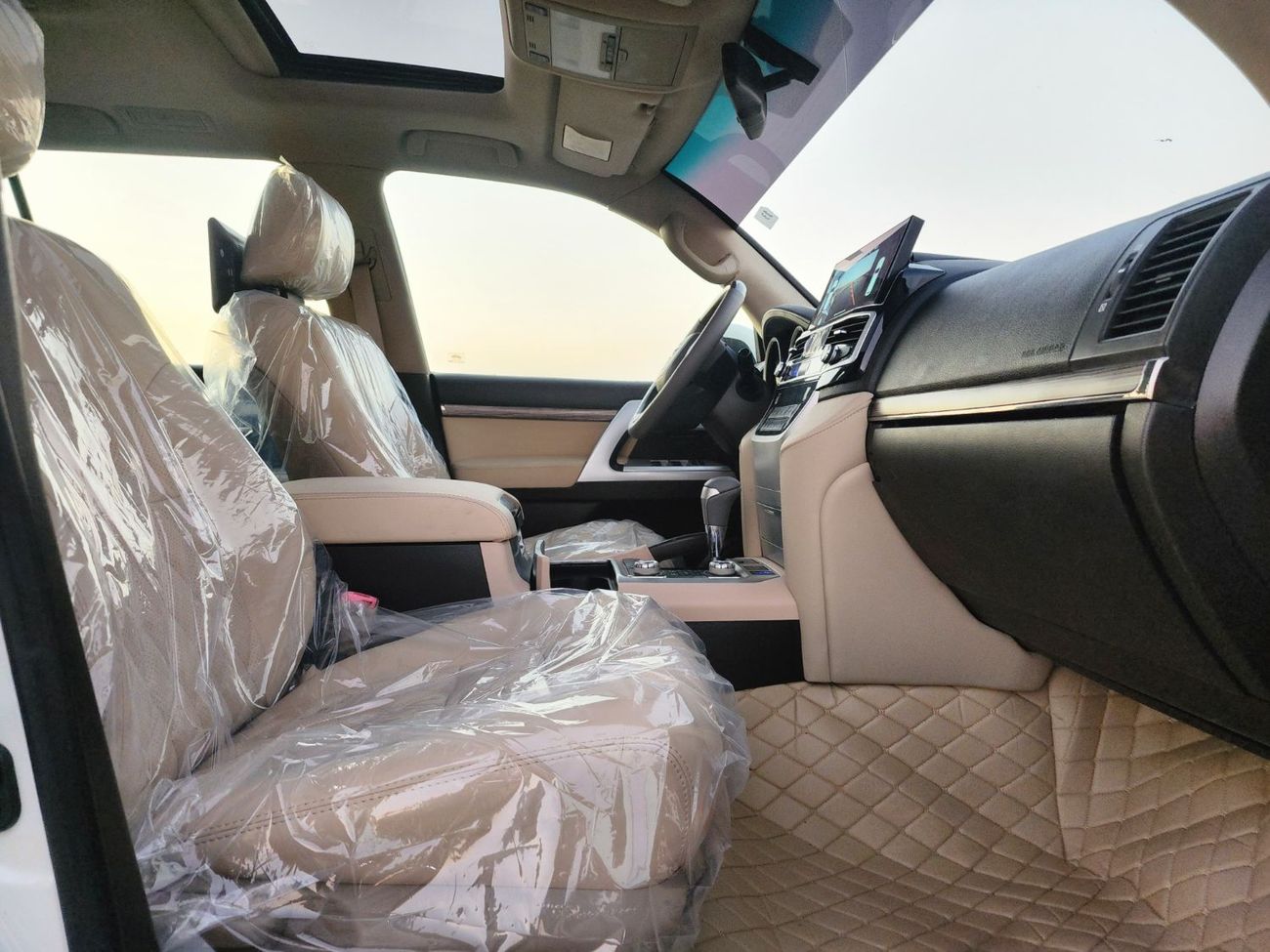 تويوتا لاند كروزر VX.R V8 upgrade 2024