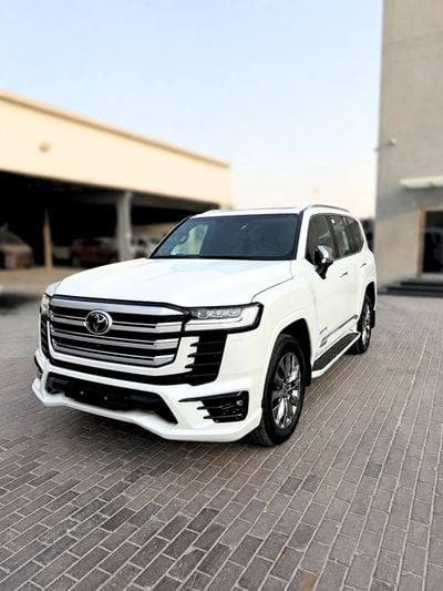 تويوتا لاند كروزر VXR