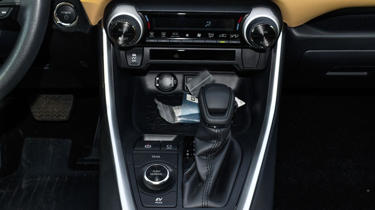 Toyota RAV4 Ramadan Offer | Toyota Rav4 XLE 2.5L 4x4 Sunroof | Hybrid | 2023 (EXPORT)