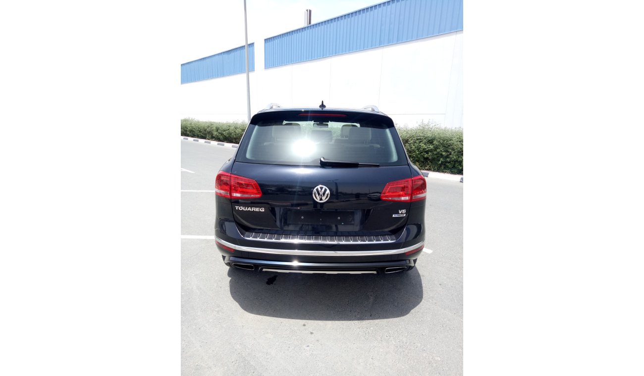 Volkswagen Touareg R-LINE BLUE-MOTION ONLY 1685 X60 MONTHLY V6 4X4 UNLIMITED KM WARRANTY