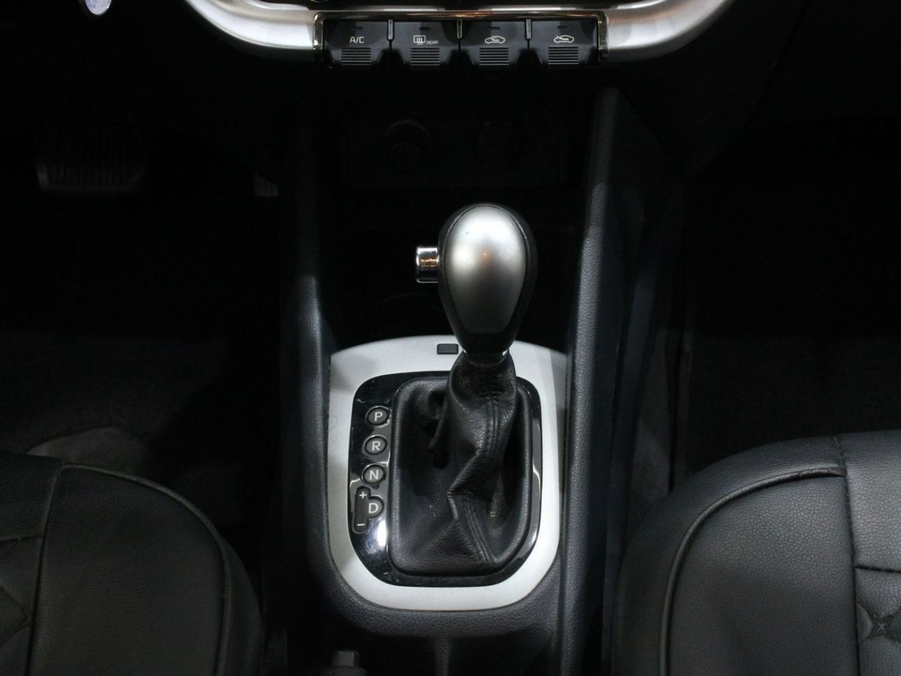 Kia Rio Hatchback | GCC