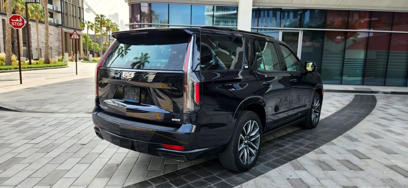 كاديلاك إسكالاد Platinum 600 Black Edition-Top of the Range-Excellent Conddition