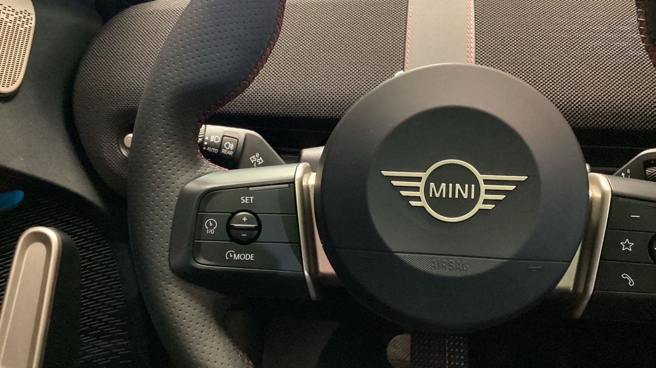 Mini Aceman SE | Guaranteed Warranty | 0 Down Payment