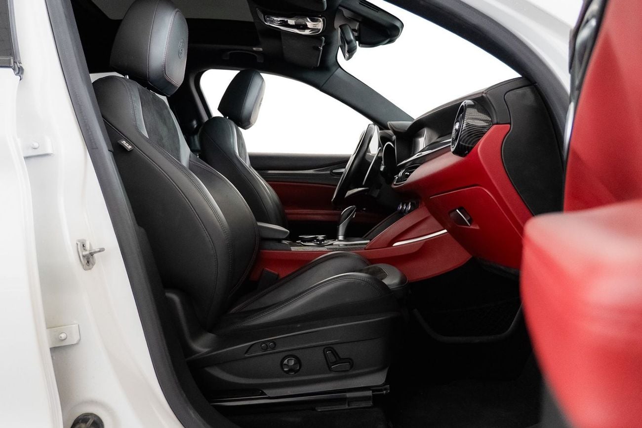 Alfa Romeo Stelvio QUADRIFOGLIO