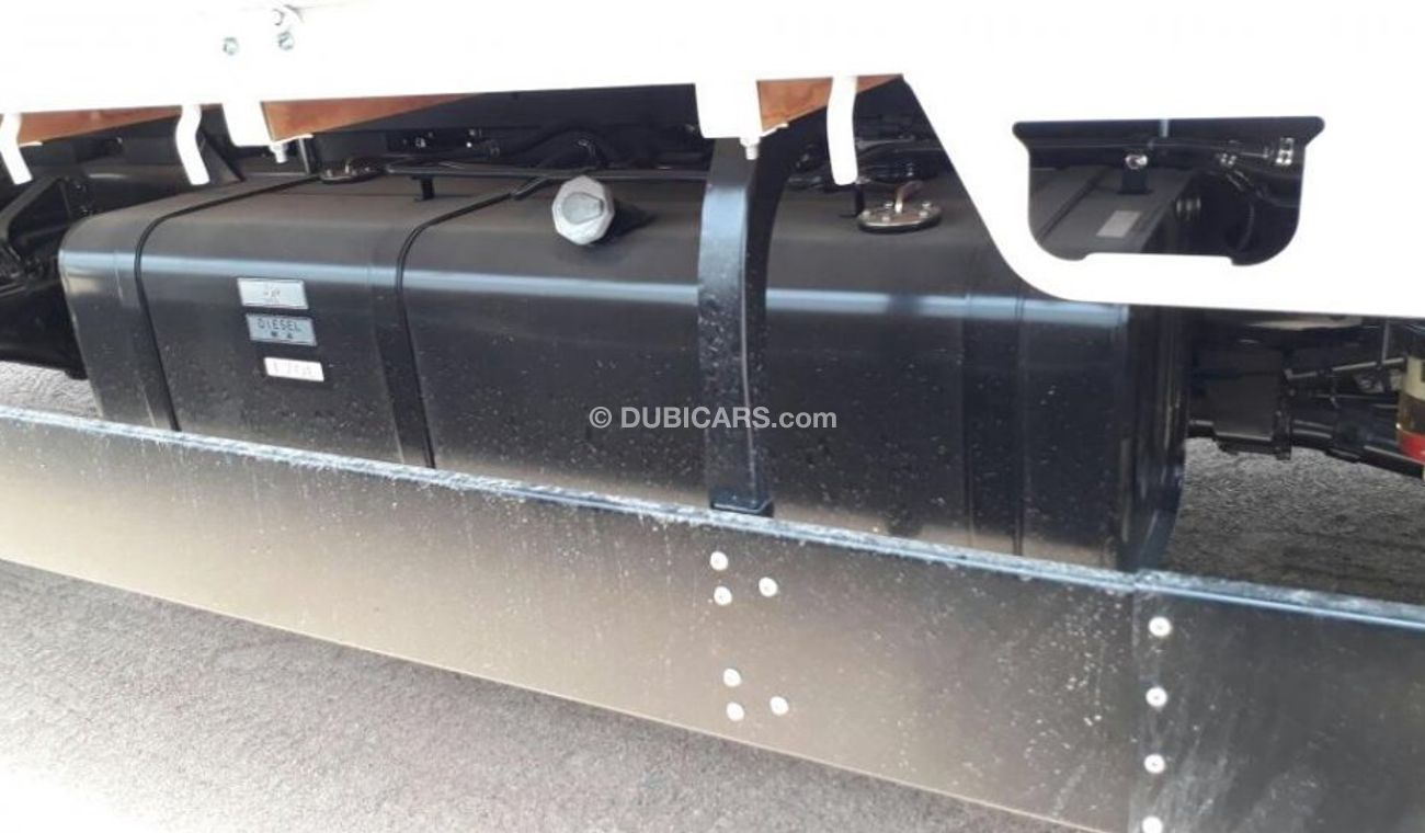 ميتسوبيشي فوسو كانتير 4 طن