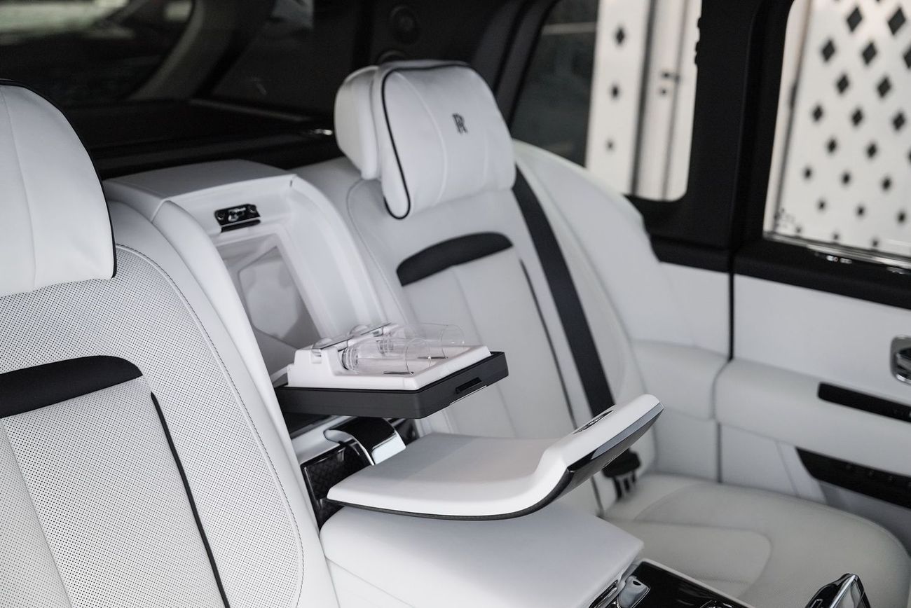 Rolls-Royce Cullinan Rolls Royce Cullinan Black Badge