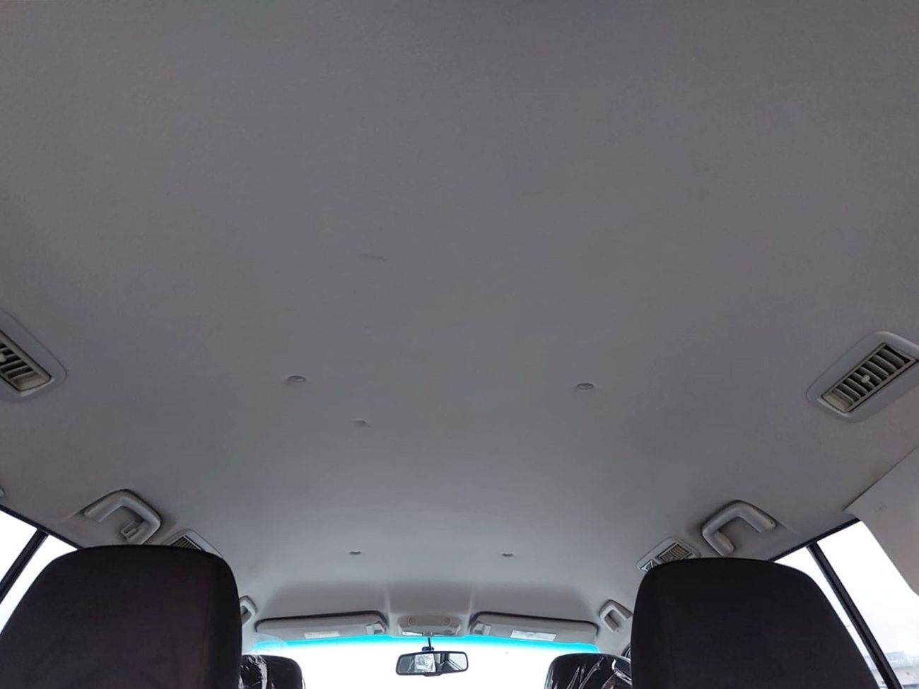 Mitsubishi Pajero MITSUBISHI PAJERO RIGHT HAND DRIVE(PM00842)