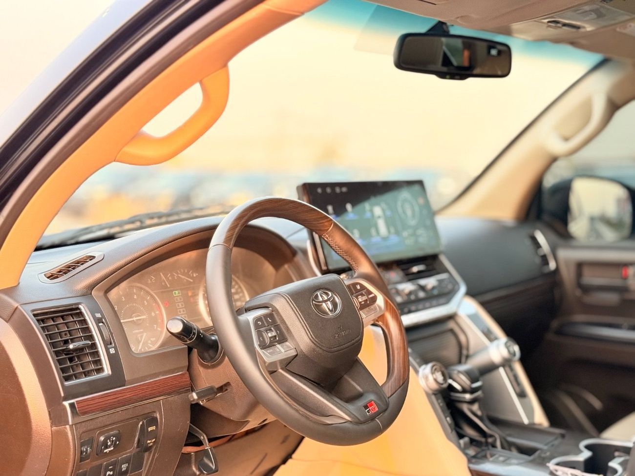 Toyota Land Cruiser GXR+ 4.0L Toyota landcuriser GXR V6 + 4.0L years 2018 full option petrol