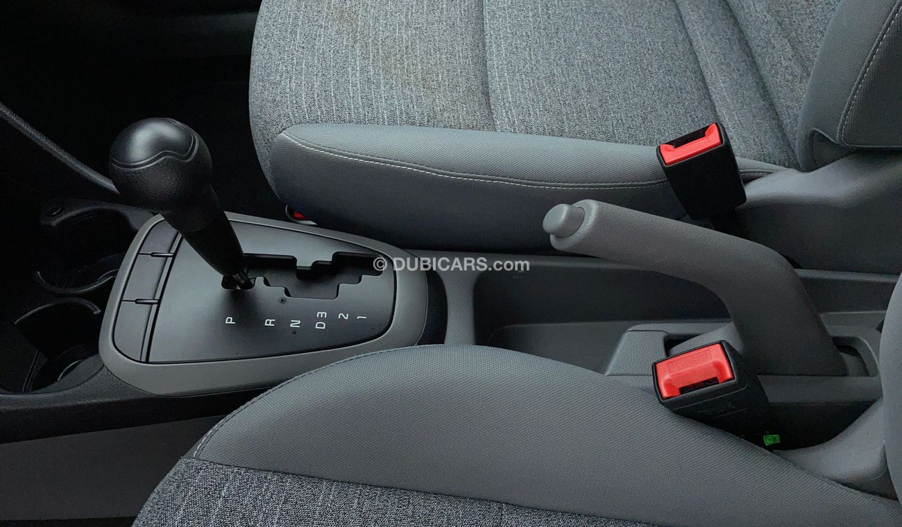 كيا بيكانتو Base 2000